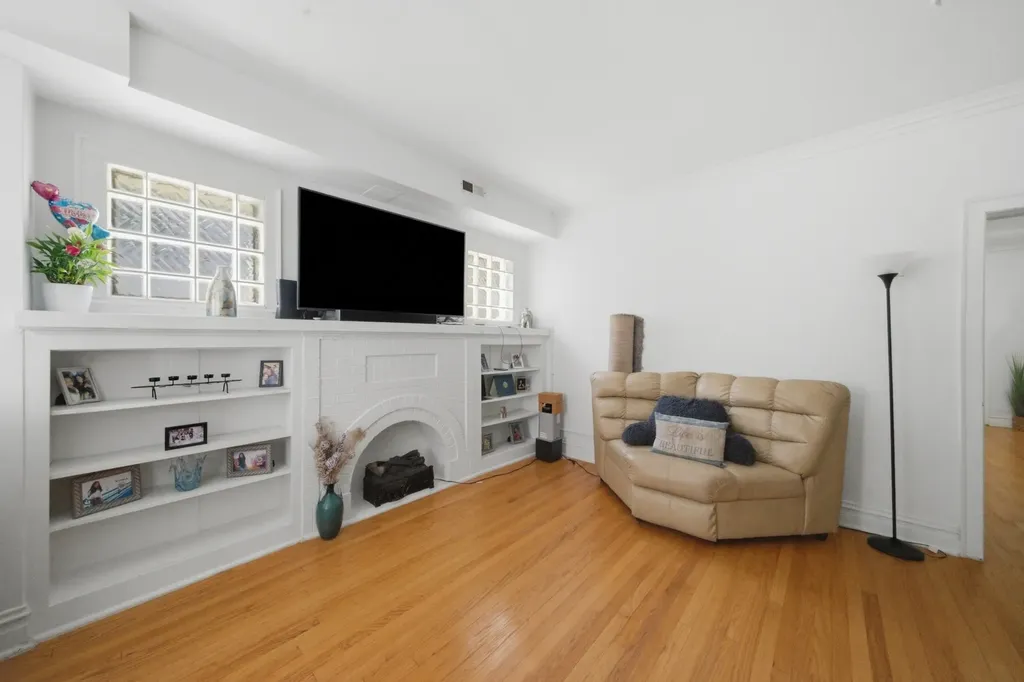 2038 North Kostner Avenue Chicago IL 60639