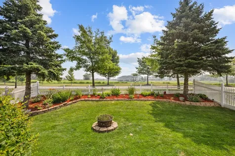 823 Karen Drive Hampshire IL 60140