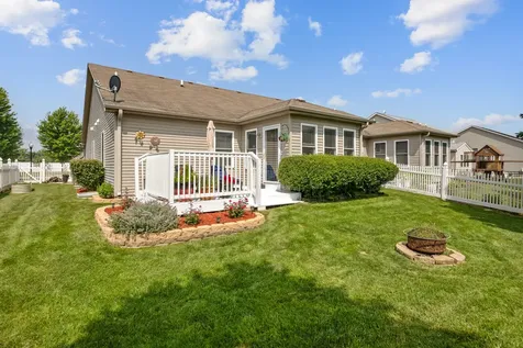 823 Karen Drive Hampshire IL 60140