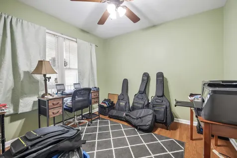 823 Karen Drive Hampshire IL 60140