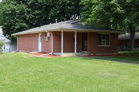 2015 Shelley Drive Rockford IL 61101
