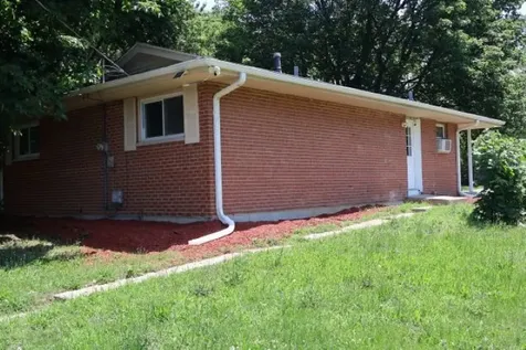 2015 Shelley Drive Rockford IL 61101