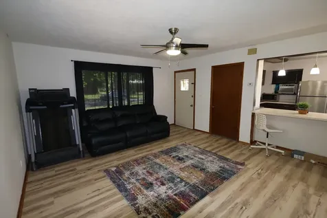 2015 Shelley Drive Rockford IL 61101
