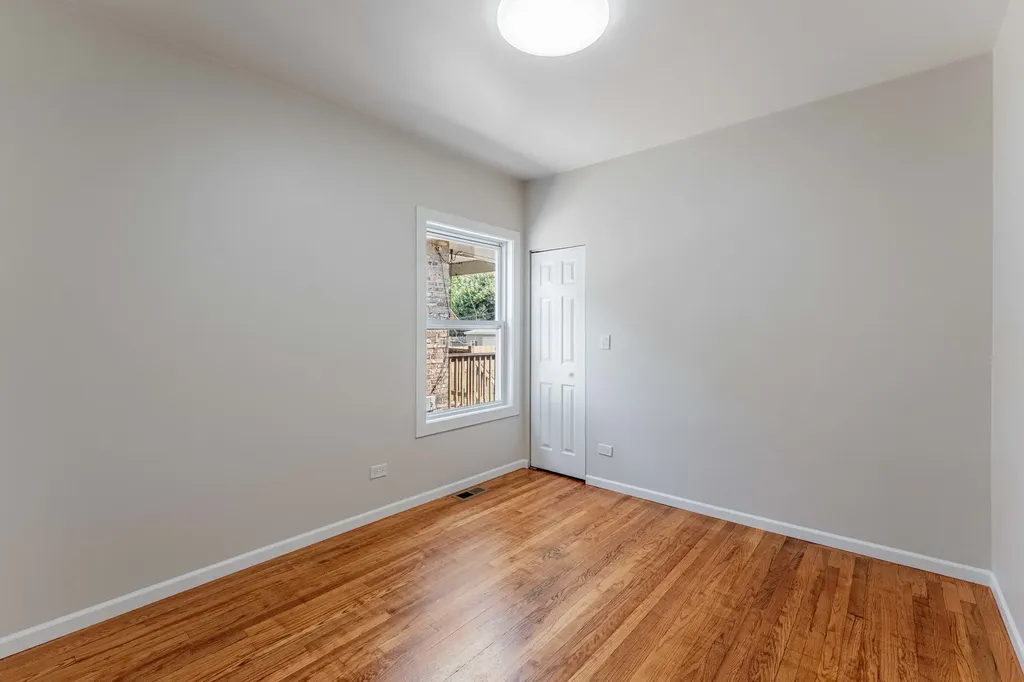 7639 South Ada Street Chicago IL 60620
