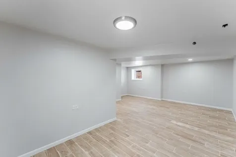 7639 South Ada Street Chicago IL 60620