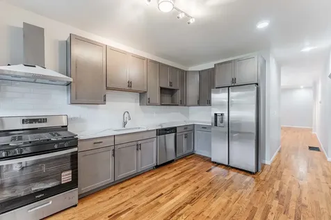 7639 South Ada Street Chicago IL 60620