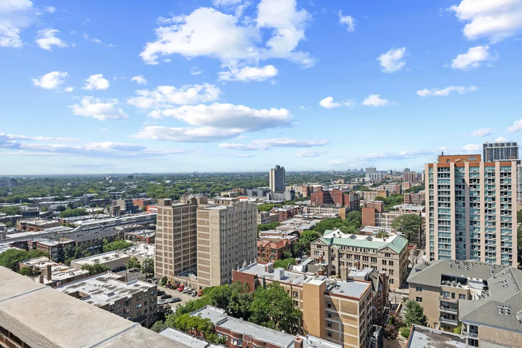 5510 North Sheridan Road Chicago IL 60640