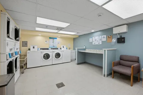 5510 North Sheridan Road Chicago IL 60640