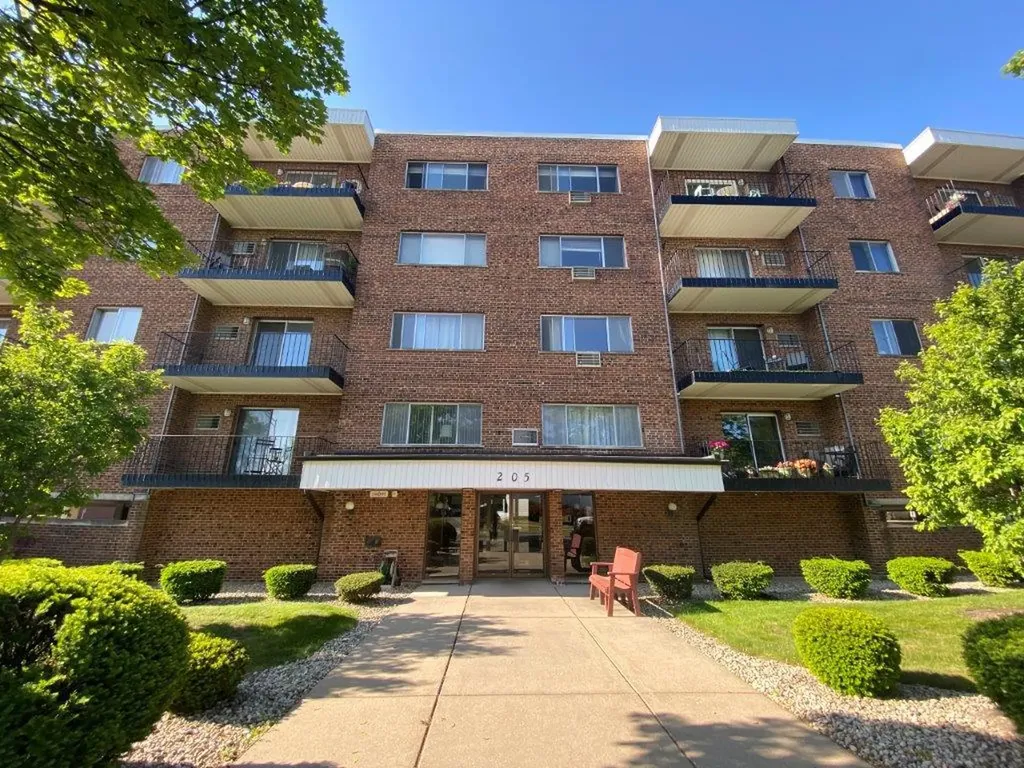 205 West Miner Street Arlington Heights IL 60005