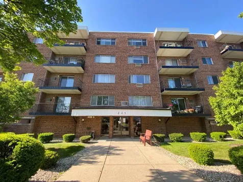 205 West Miner Street Arlington Heights IL 60005