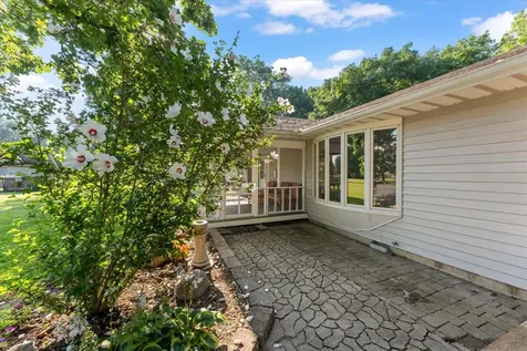 1430 Riverbend Lane White Heath IL 61884