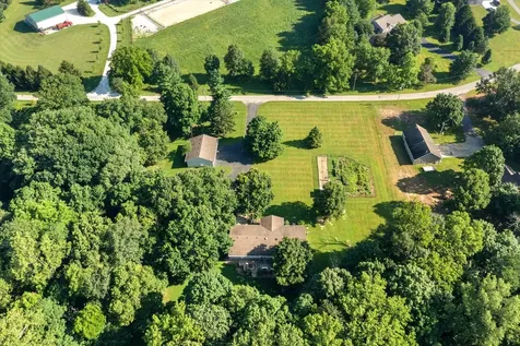 1430 Riverbend Lane White Heath IL 61884