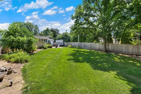56 Chicago Avenue Clarendon Hills IL 60514