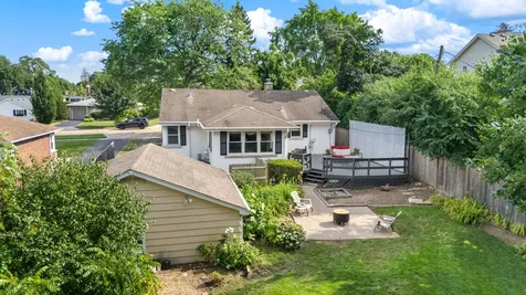56 Chicago Avenue Clarendon Hills IL 60514