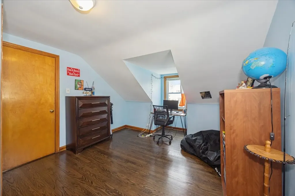 9431 Jefferson Avenue Brookfield IL 60513