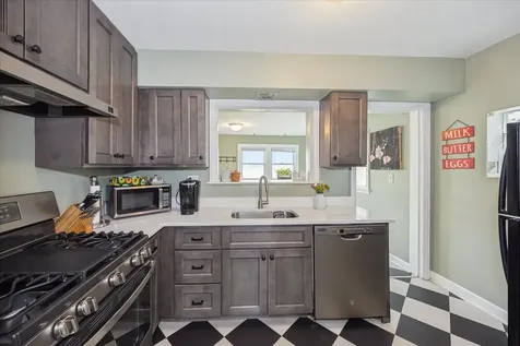 9431 Jefferson Avenue Brookfield IL 60513