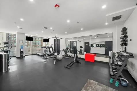653 North Kingsbury Street Chicago IL 60654