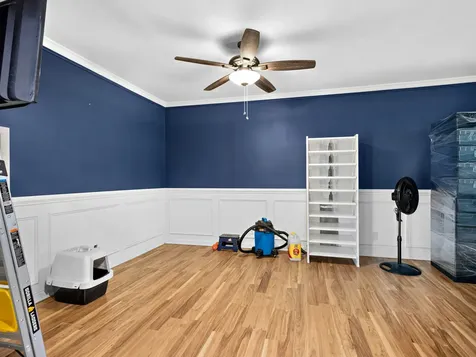 1603 Roder Court Streamwood IL 60107