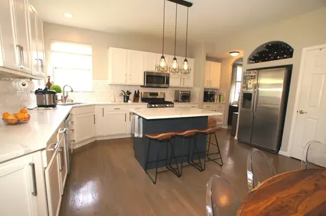 2244 Exeter Court Aurora IL 60503