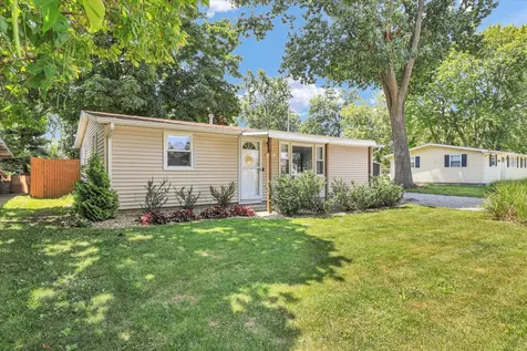 901 East Fairview Drive Tuscola IL 61953