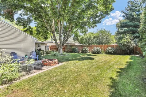 901 East Fairview Drive Tuscola IL 61953