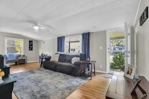 901 East Fairview Drive Tuscola IL 61953