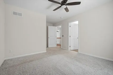 2909 Breezewood Boulevard Bloomington IL 61704