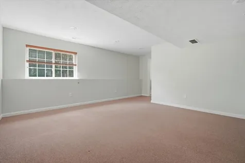 2909 Breezewood Boulevard Bloomington IL 61704