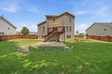 2909 Breezewood Boulevard Bloomington IL 61704