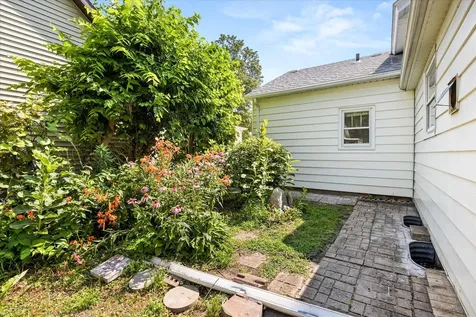 509 Christie Street Ottawa IL 61350