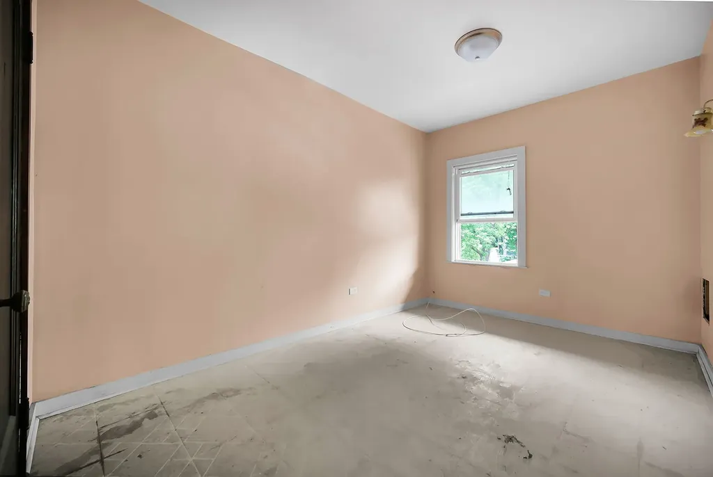 446 North Pine Avenue Chicago IL 60644