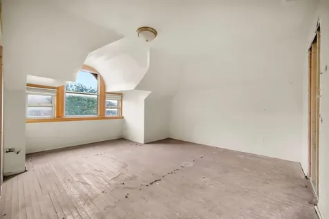 446 North Pine Avenue Chicago IL 60644