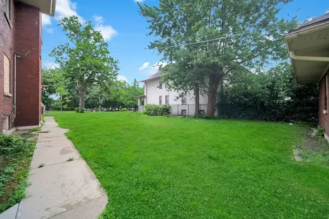 446 North Pine Avenue Chicago IL 60644