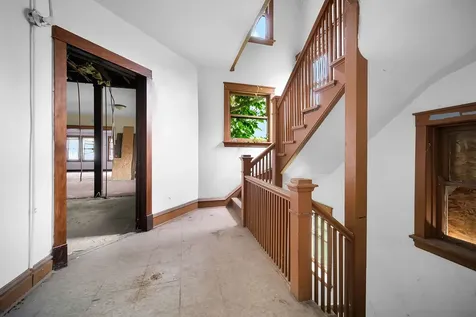 446 North Pine Avenue Chicago IL 60644