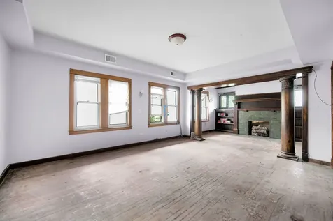 446 North Pine Avenue Chicago IL 60644