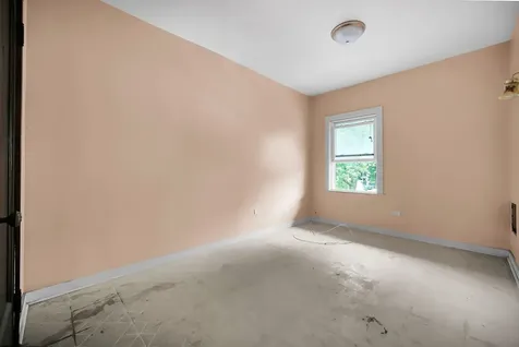 446 North Pine Avenue Chicago IL 60644