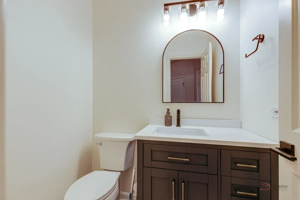 4405 Middleton Place Lisle IL 60532