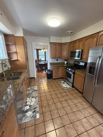 186 North Du Bois Avenue Elgin IL 60123