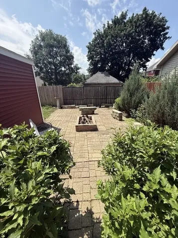 186 North Du Bois Avenue Elgin IL 60123