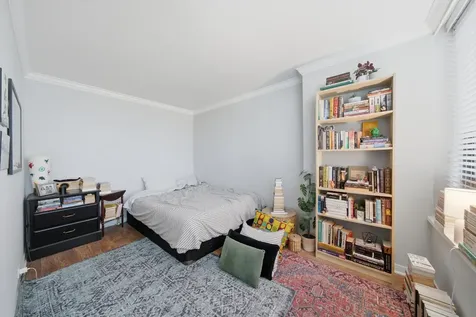 1560 North Sandburg Terrace Chicago IL 60610
