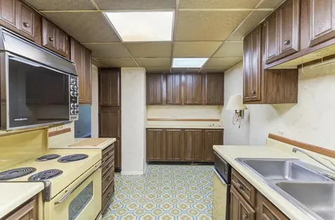 465 West Dominion Drive Wood Dale IL 60191