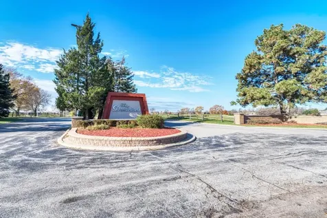 465 West Dominion Drive Wood Dale IL 60191