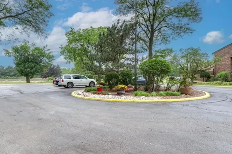 465 West Dominion Drive Wood Dale IL 60191