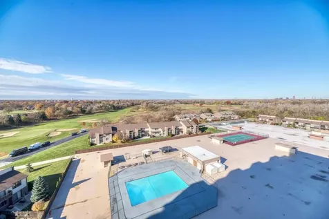 465 West Dominion Drive Wood Dale IL 60191