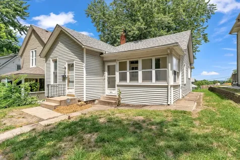 2711 9TH Avenue Rock Island IL 61201