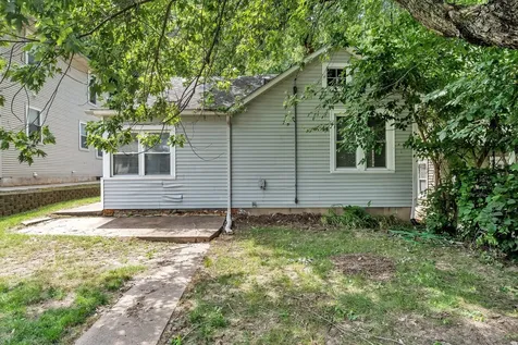 2711 9TH Avenue Rock Island IL 61201