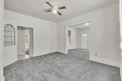 2711 9TH Avenue Rock Island IL 61201