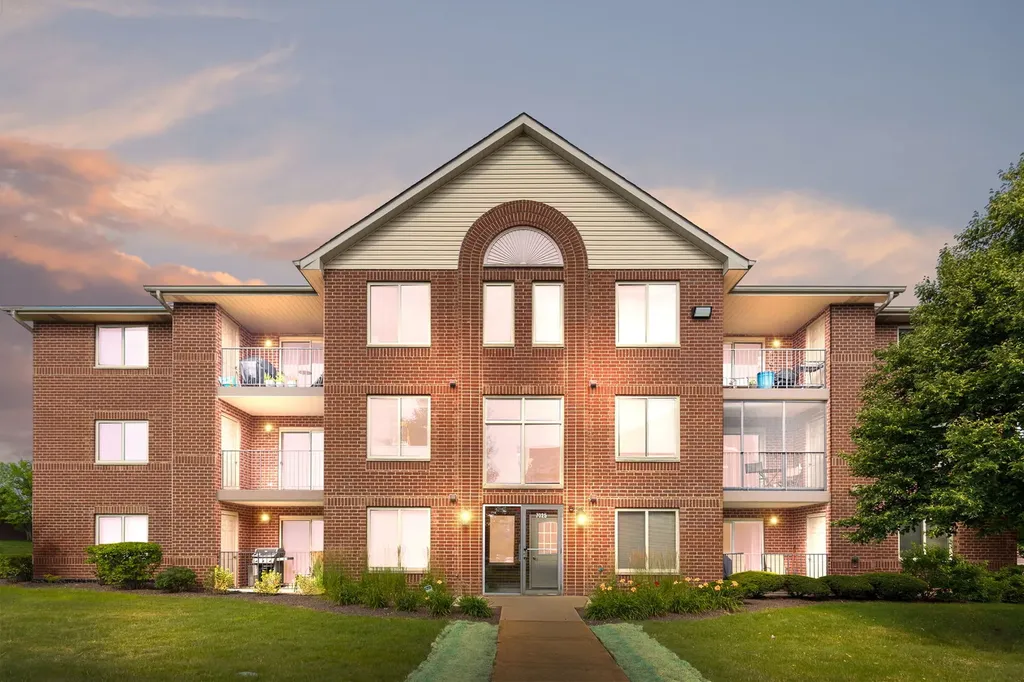 7025 Heritage Circle Orland Park IL 60462