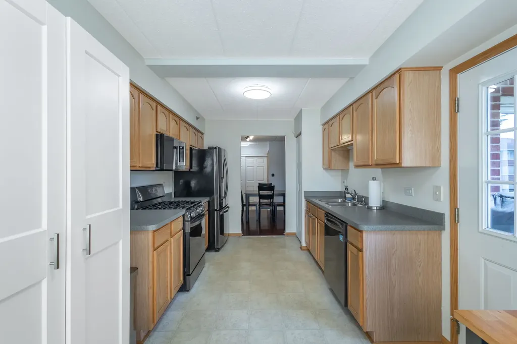 7025 Heritage Circle Orland Park IL 60462