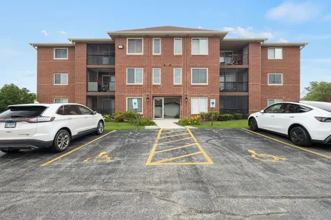 7025 Heritage Circle Orland Park IL 60462